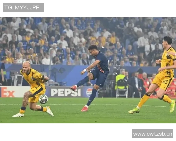 国米迎战帕尔玛全力争胜球迷期待激烈对抗与精彩进球