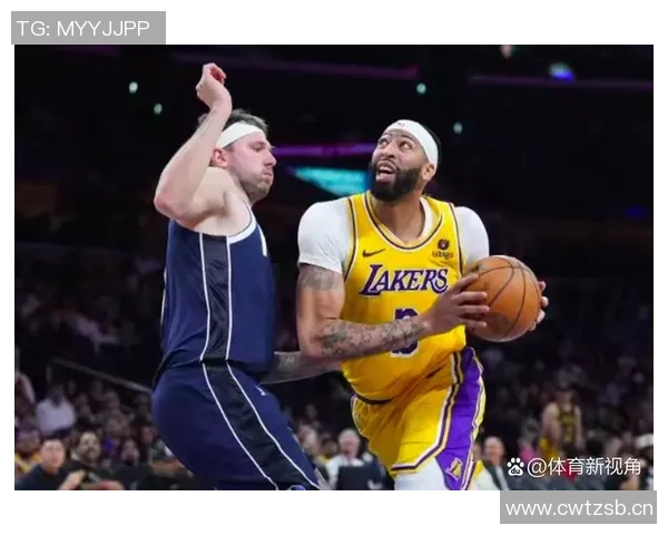 黑白直播湖人与勇士激战正酣精彩瞬间尽在眼前